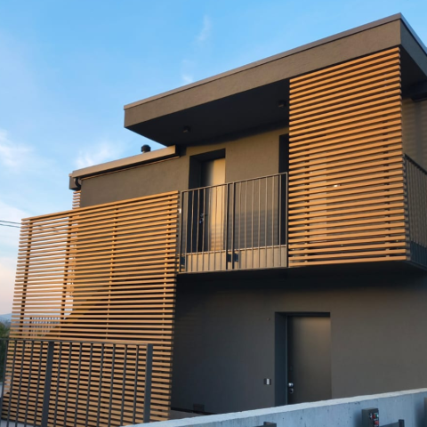 Frangisole In Alluminio copertura scala esterna